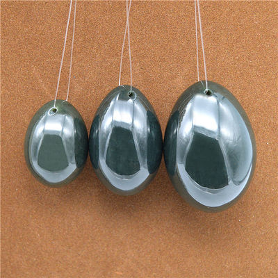 Green Jade Yoni Eggs Engraving Nephrite Jade Eggs for Vaginal Exercise Carving Type Engraving