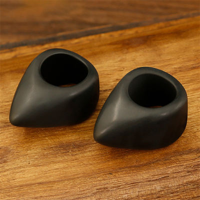 Natural Black Bian Stone Gua Sha Massage Ring for Full-body Manual Acupoint Massager Hand and Foot Meridian Massage