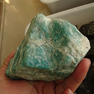 Carved Technique Ice Type Natural Tianhe Crystal Stone Raw Stone Ornaments for Art Collectible Collection