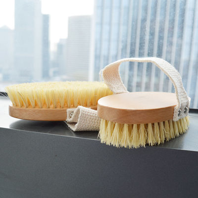 Sisal Bristle Dry Body Brush for Exfoliating Cellulite and Massaging Dry Skin in Wood Color