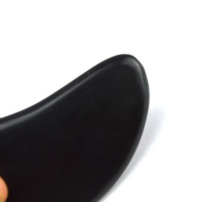 2024 Black Bian Stone Heart Shape Gua Sha Massage Tool Avaiable Logo Massager for Spa Relaxing Meditation
