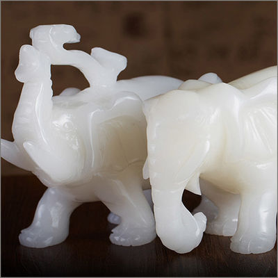 Regional Feature Africa White Feng Shui Jade Elephant Statue for Animal Lovers