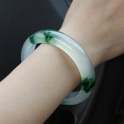 OEM/ODM Acepptable Jewelry Decoration Natural Jade Ice Jade Bracelet Emerald Green Women Jade Crystal Stone Bracelet