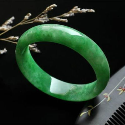 Customized Crystal Stones Icy Emerald Green Jade Bangle Bracelet OEM ODM Accepted