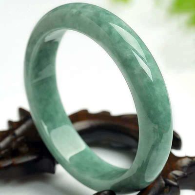 Natural Dark Green Jade Bracelet a Timeless Piece of Jewelry for Your Collection