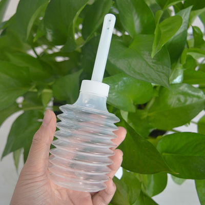 White Female Yoni Health Care Vaginal Irrigation Units with Disposable Design