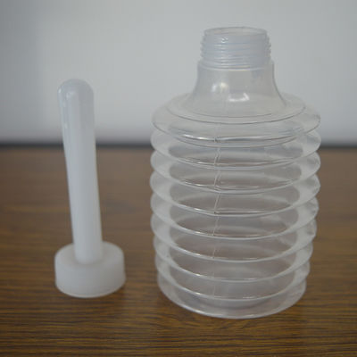 White Female Yoni Health Care Vaginal Irrigation Units with Disposable Design