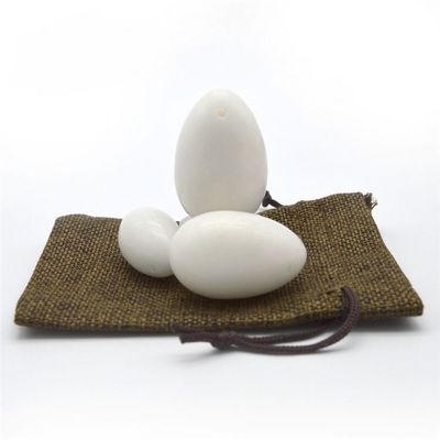 Body 45*30mm White Jade Yoni Eggs Set Tightening Vaginal Muscles and Healing Stones for Kegel Exercise