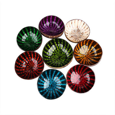 OEM/ODM Acceptable Natural Coconut Shell Bowl Design Ornament Lacquered Coconut Bowls from Regional Feature