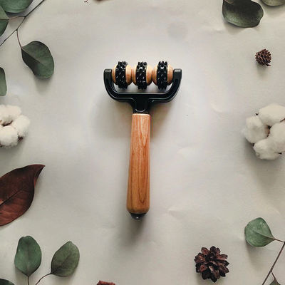 Wood Roller Massage Stick Manual Three Bead Massager With Magnetic Ball for Body Healthcare Beauty Tool Spa Muscular Relaxation Massage area Body