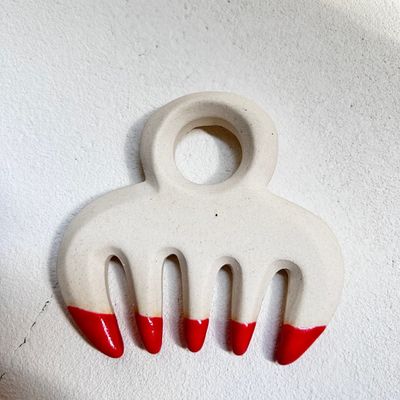 Facial Massager Ceramic Gua Sha Scalp Massage Comb for Head Meridian Pain Relief Hair Brush Meridian Massager Massage Tools