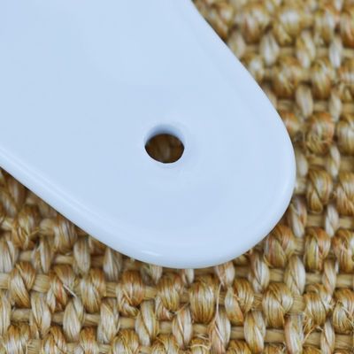 2024 Heart Shape Mini Ceramic Gua Sha Massage Tool for Facial Lifting and Wrinkle Reduction Customized Logo Availabled