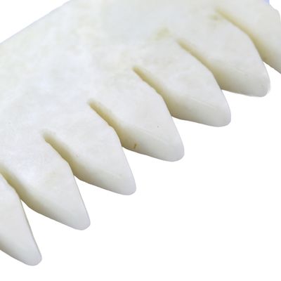 2024 Trending Natural Jade Xiuyan Jade Gua Sha Comb for Head Spa Scalp Massage Function Muscle Massage