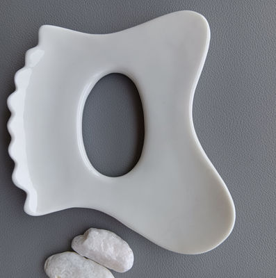 Customized Logo Availabled Mini Ceramic Gua Sha Massage Tool Body Massage for Neck Face and Skin Care Spa Facial Lifting
