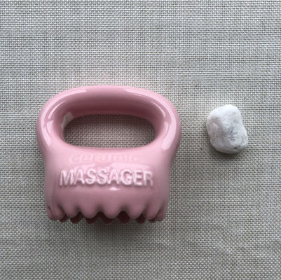 Body Massage Equipment Ceramic Household Pink Color Gua Sha Scalp Massage Tool With Handle and Spa Relax Beauty Massager