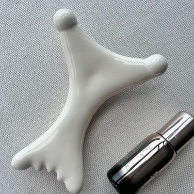 Body Massage Equipment White Ceramic Gua Sha Board Anti Cellulite Therapy for Face Massage