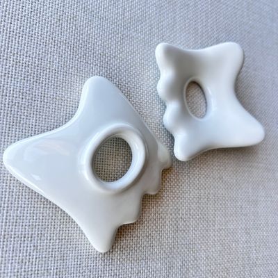 Body Massage Equipment Mini Ceramic Gua Sha Massage Tablet for Lymphatic Drainage and Facial Beauty Skincare Spa