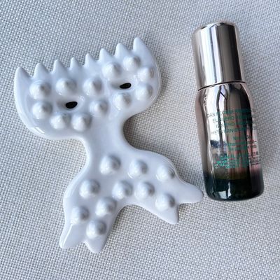 Body Massage Tool White Ceramic Gua Sha Scraping Guasha Stone for Self Skin Care Spa Whole Body Relax Beauty Massager