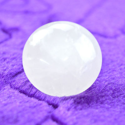 Clear Quartz Gua Sha for Face Slimming and Scrapping Massage Full-body Coverage 41*35mm Natural Mushroom Stone Shape