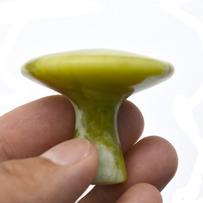 Massager Properties Green Mushroom Shaped Jade Scraping Gua Sha Tool for Body Massage and Beauty